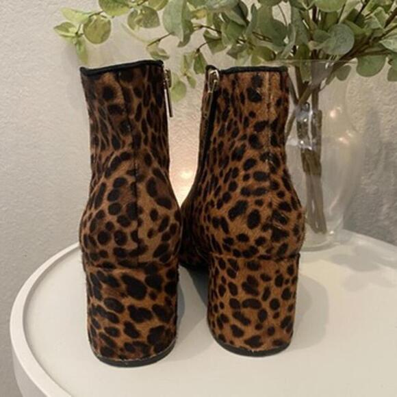 Marc Fisher Gismo Leather Calf Hair Leopard Bootie Heel 8 Excellent - Picture 4 of 7